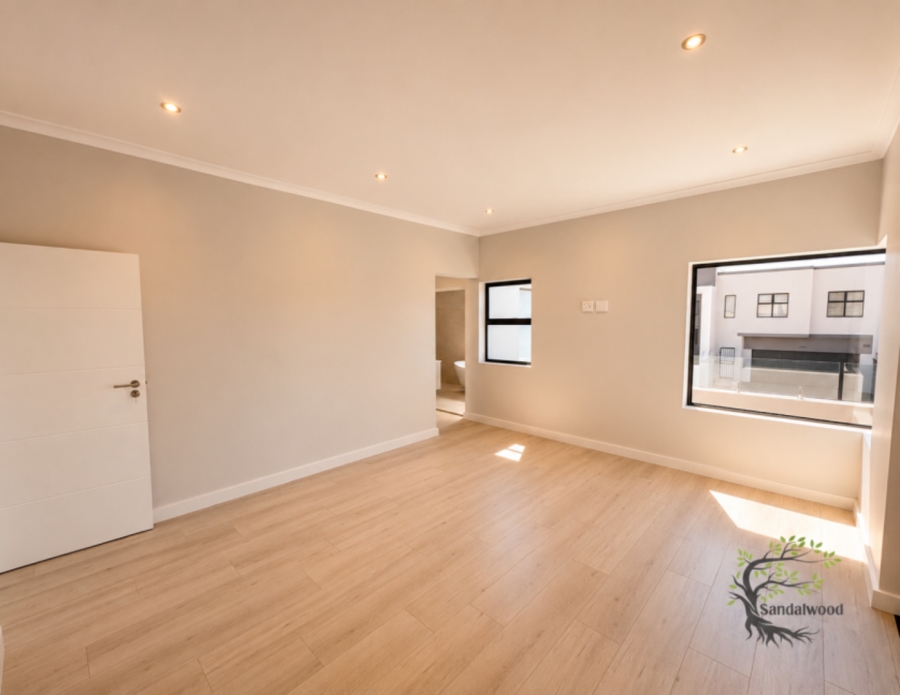 4 Bedroom Property for Sale in Sandown Western Cape